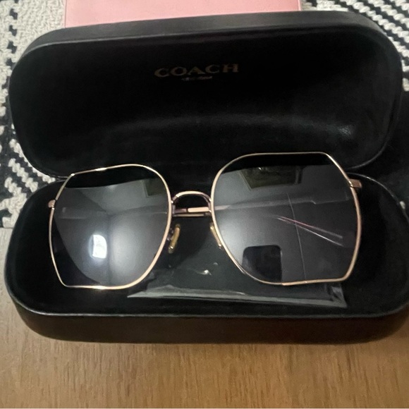 Coach Rose Gold Oversized Sunglasses - Picture 3 of 7